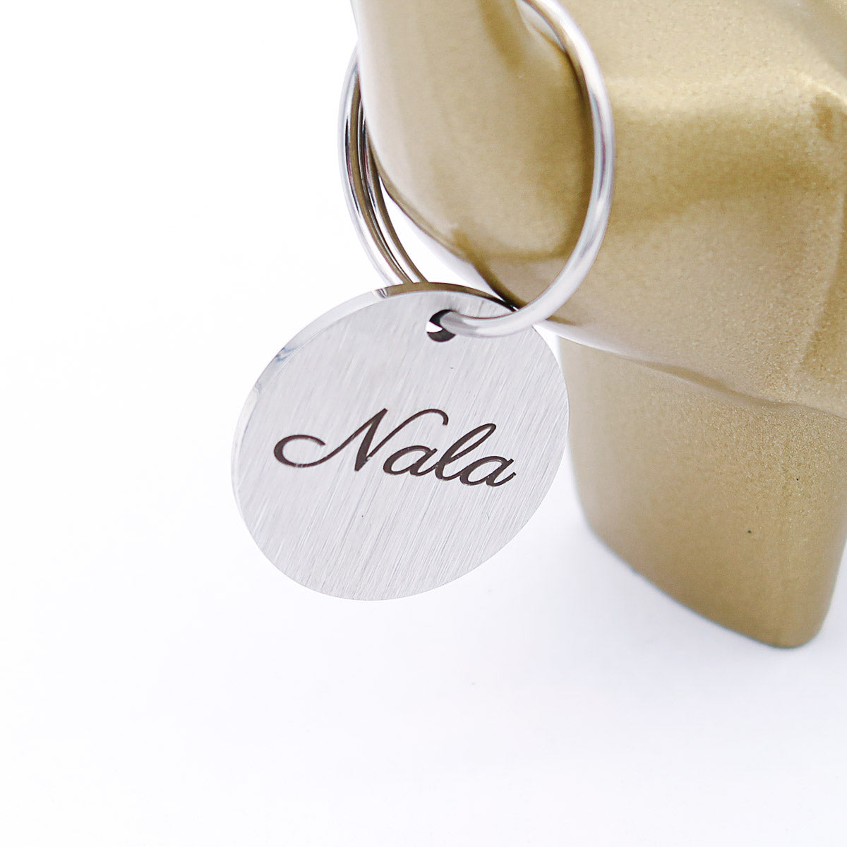 SOS-hundetegn med indgraveret QR-kode og navn/telefon/Tasso