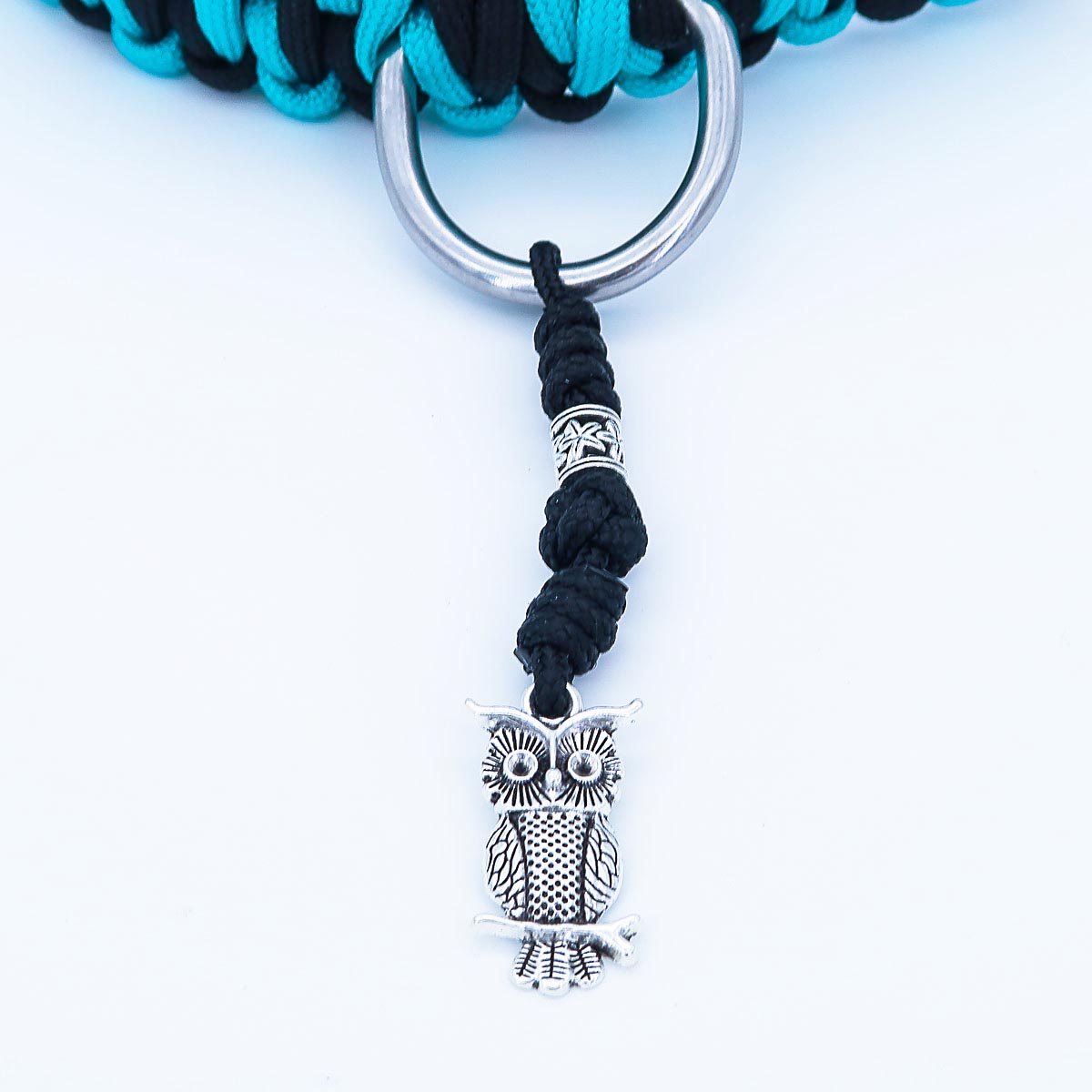 Paracord-hundehalsbånd "Auron" med indgravering af navn og telefon på spændet, tre forskellige størrelser