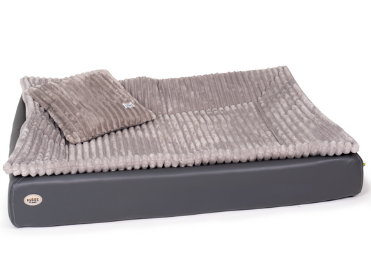 All-In Relax Bundle | KUDDE hundeseng + indsats & pude