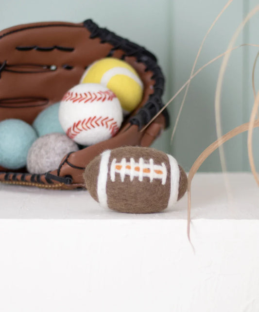 BUDDY. Hundelegetøj af fåreuld "Fodbold" 