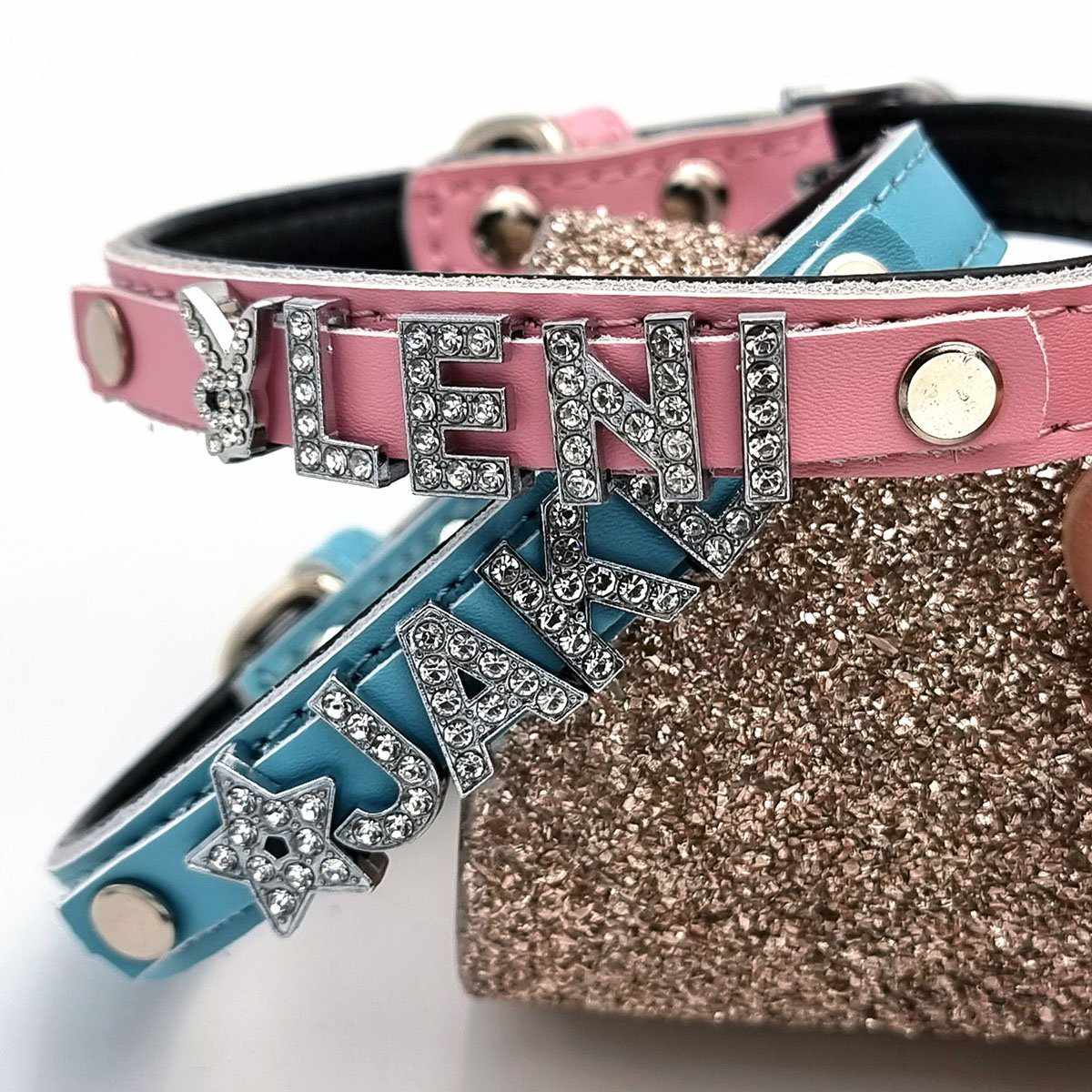 Edles Hundehalsband aus Leder personalisiert mit Glitzersteinen + Symbol